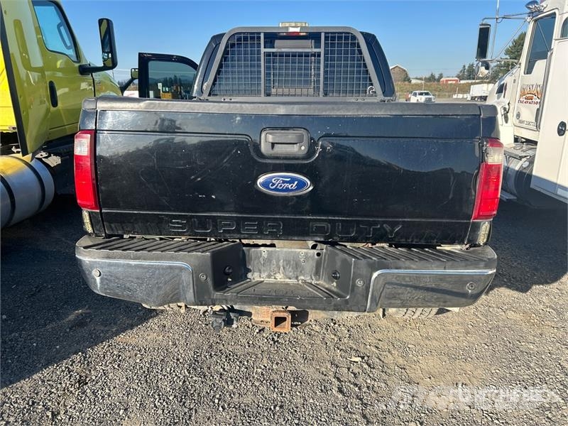 Ford F-250 XLT 4x4 Crew Cab Pickup Citi