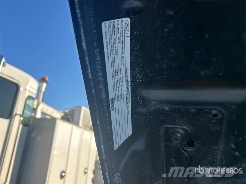 Ford F-250 XLT 4x4 Crew Cab Pickup Citi