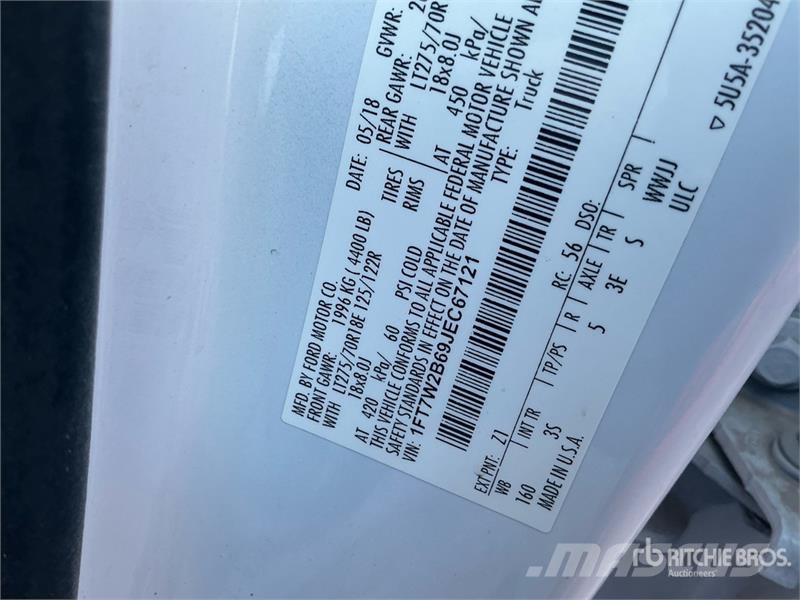 Ford F-250 XLT 4x4 Crew Cab Pickup 기타