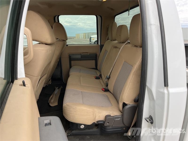 Ford F-250 XLT 4x4 Crew Cab Pickup Άλλα Vans