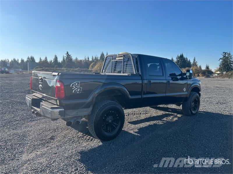 Ford F-250 XLT 4x4 Crew Cab Pickup Citi