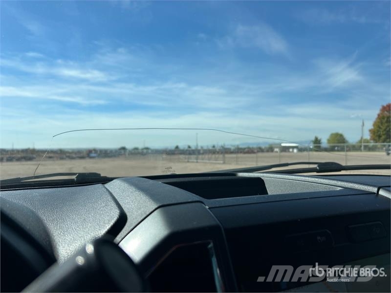 Ford F-250 XLT 4x4 Crew Cab Pickup Otras furgonetas