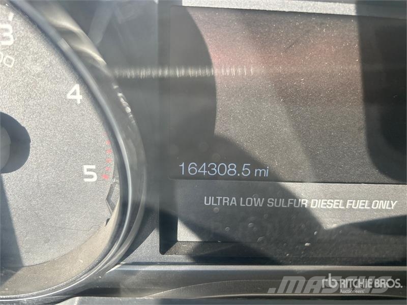 Ford F-250 XLT 4x4 Crew Cab Pickup Citi