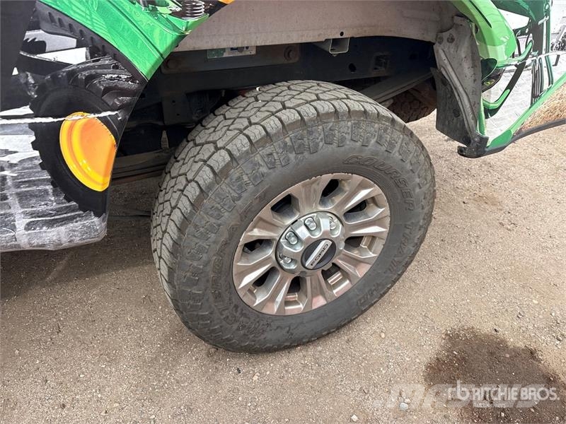 Ford F-250 XLT 4x4 Crew Cab Pickup Citi