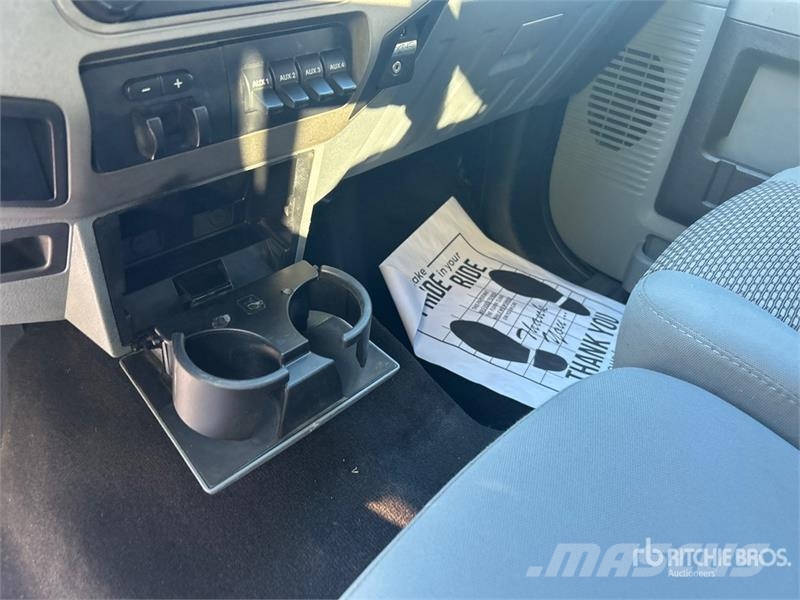 Ford F-250 XLT 4x4 Crew Cab Pickup Citi