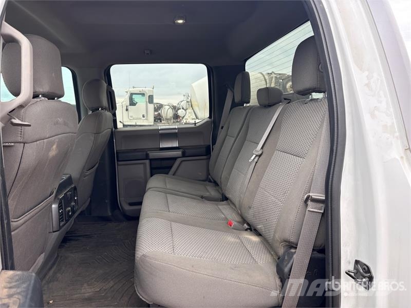 Ford F-250 XLT 4x4 Crew Cab Pickup Citi