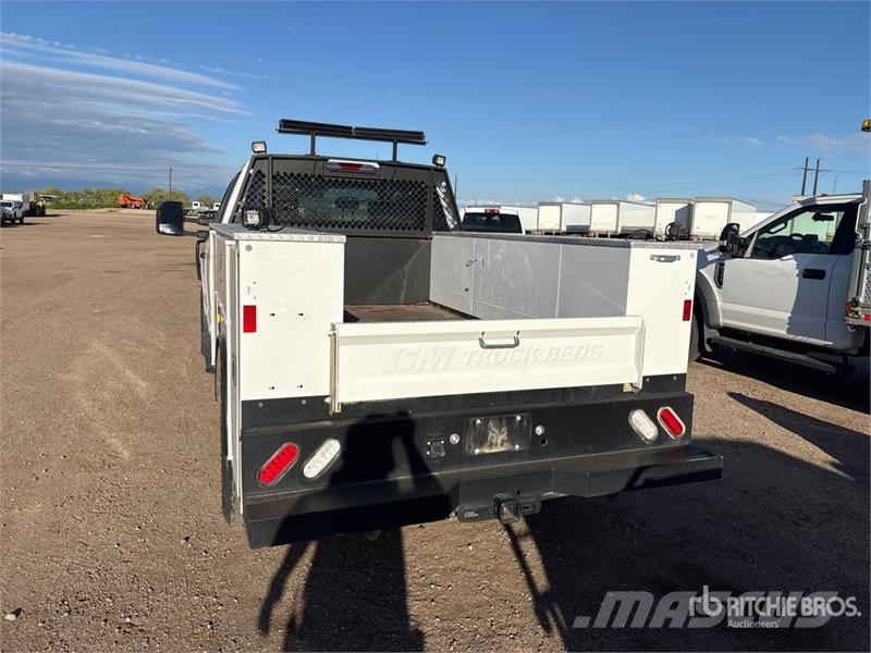 Ford F-250 XLT 4x4 Extended Cab Utility Truck Utilitaire benne