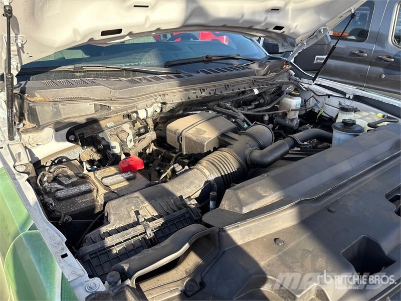 Ford F-250 XLT 4x4 Extended Cab Pickup その他