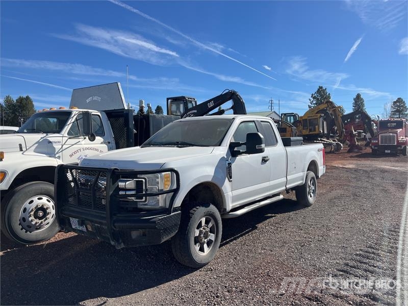 Ford F-250 XLT 4x4 Extended Cab Pickup Citi