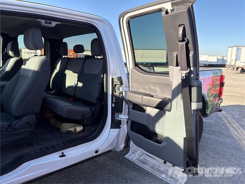 Ford F-250 XLT 4x4 Extended Cab Pickup その他
