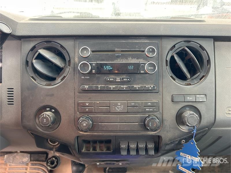 Ford F-350 شاحنات خفيفة/مفصلية الجوانب