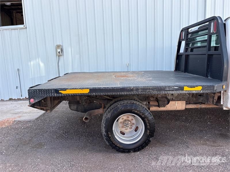 Ford F-350 Camion plateau