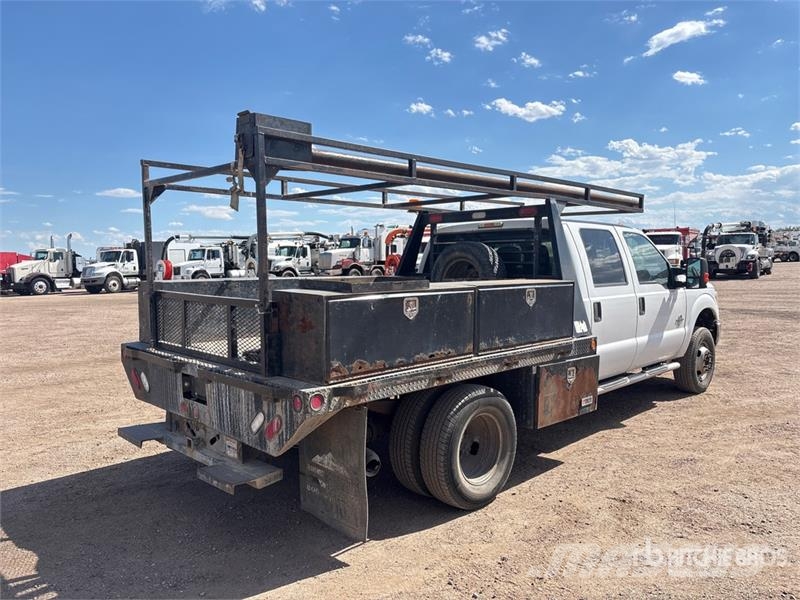 Ford F-350 Flatbed / Dropside trucks