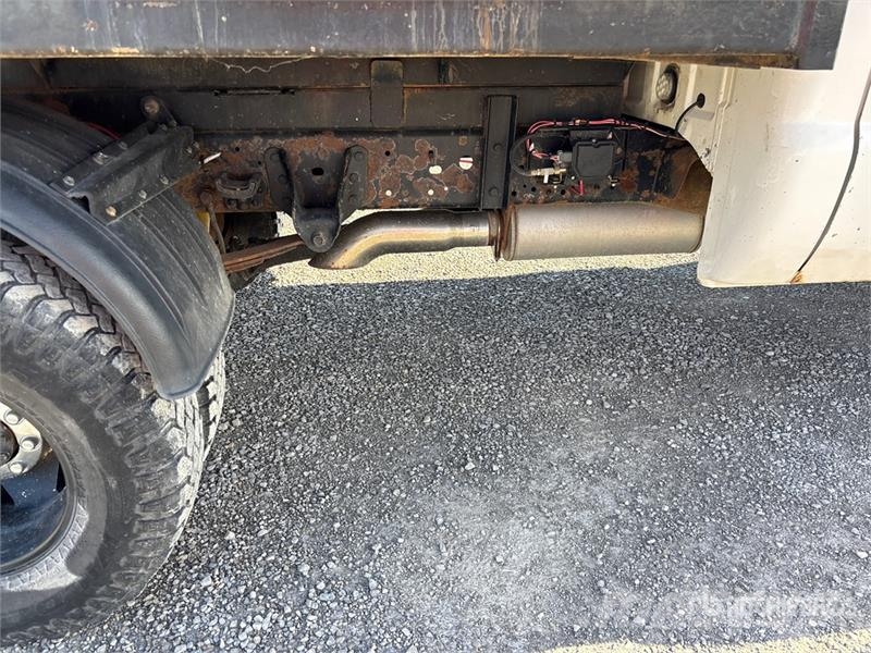 Ford F-350 ダンプ