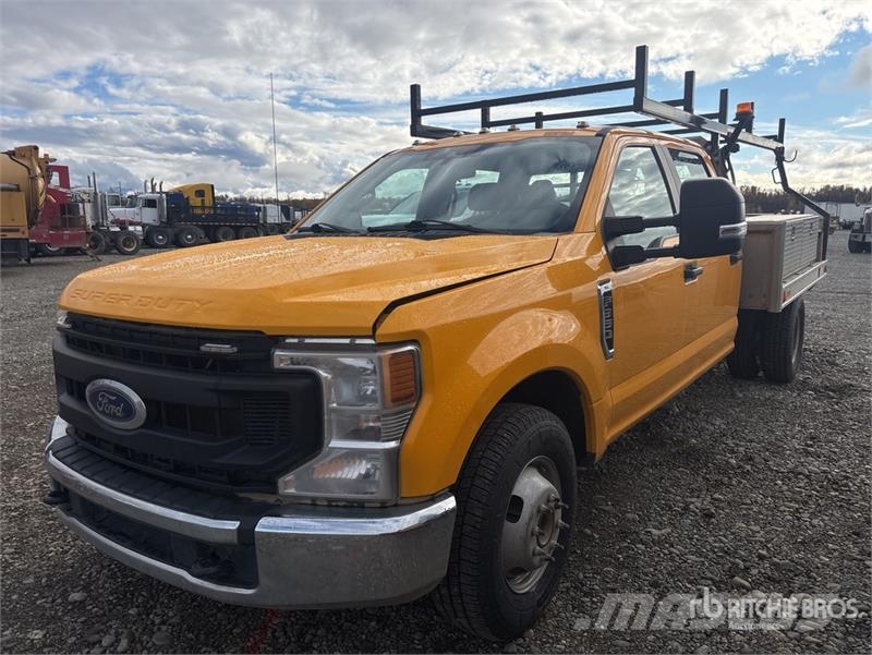 Ford F-350 Tovornjaki s kesonom/platojem