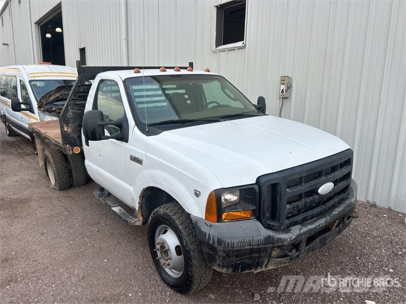 Ford F-350 Flatbed / Dropside trucks