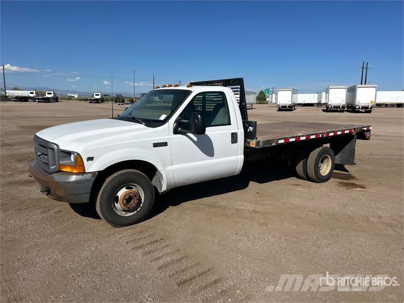 Ford F-350 Tovornjaki s kesonom/platojem