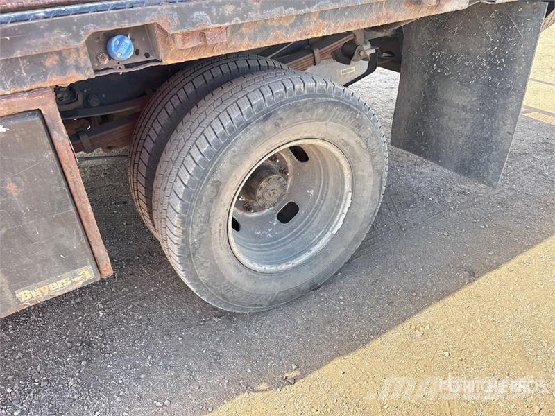 Ford F-350 Flatbed / Dropside trucks