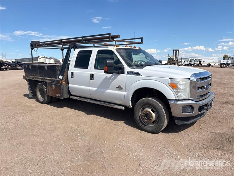 Ford F-350 Flatbed / Dropside trucks