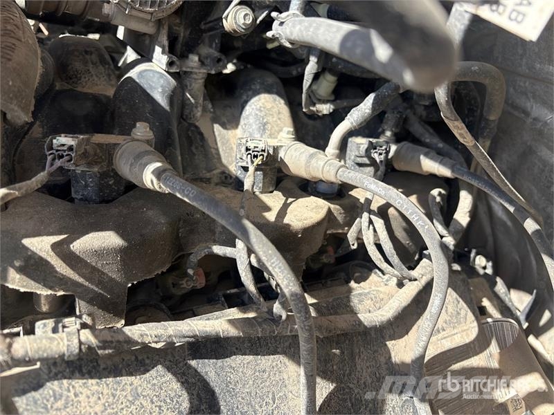 Ford F-350 Platós / Ponyvás teherautók
