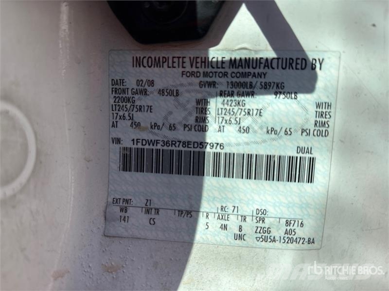Ford F-350 Vieglais kravas automobilis/izkraušana no sāniem