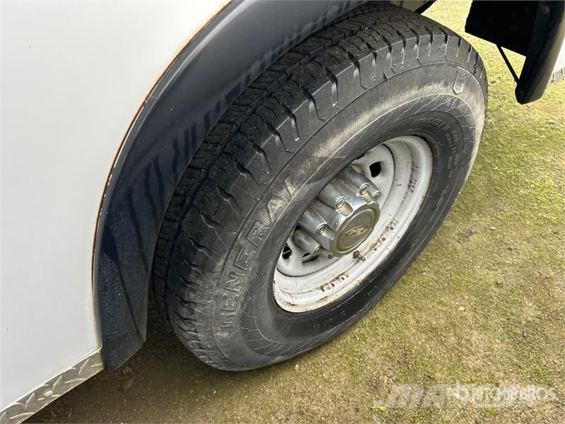 Ford F-350 Pikaplar