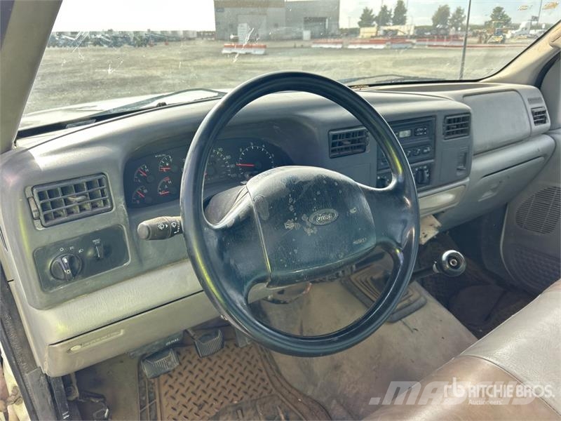 Ford F-350 Flakbilar