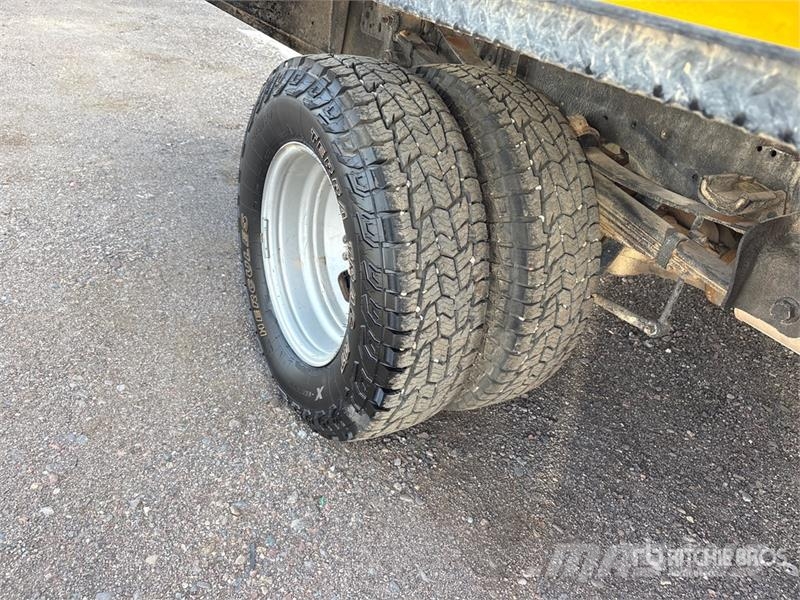 Ford F-350 Camion plateau
