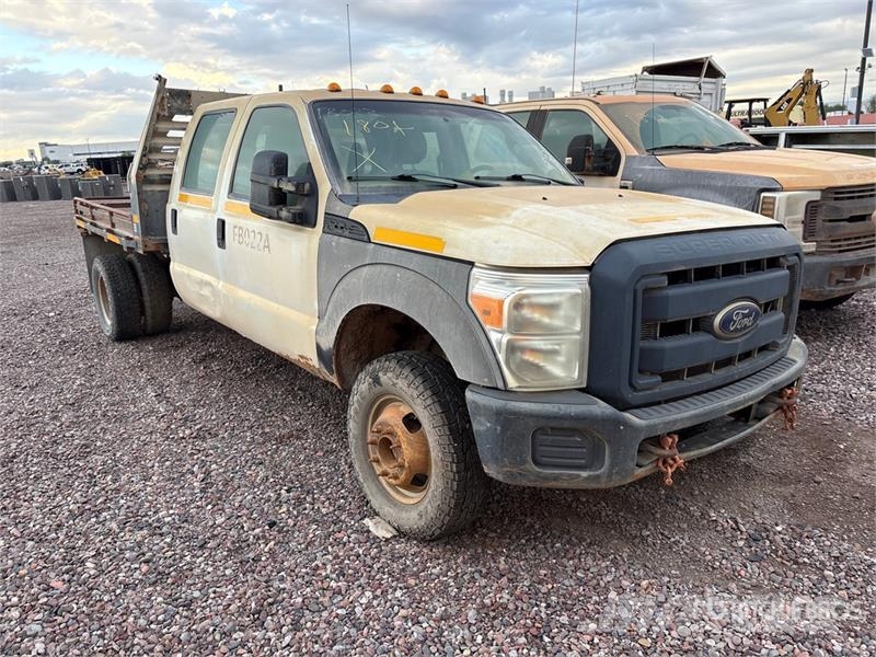 Ford F-350 Platformas/izkraušana no sāniem