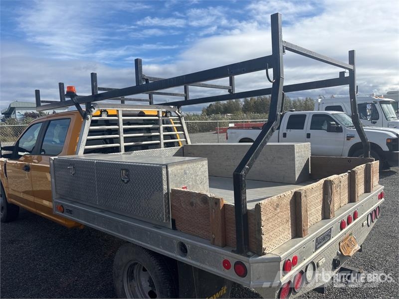Ford F-350 Camion plateau