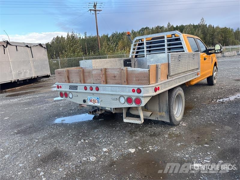 Ford F-350 Flatbed kamyonlar