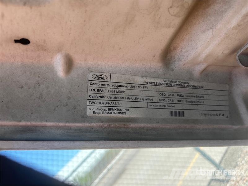 Ford F-350 駕駛室與內部