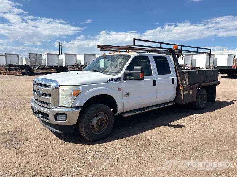 Ford F-350 Flatbed / Dropside trucks