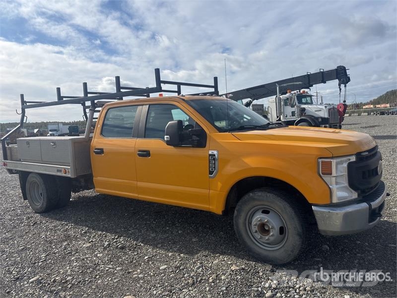 Ford F-350 Camion plateau
