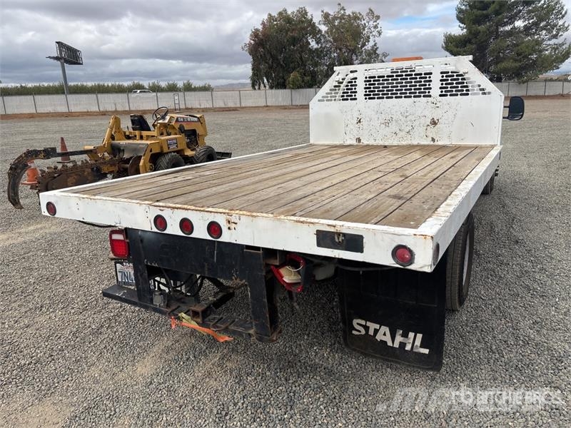 Ford F-350 Platformas/izkraušana no sāniem