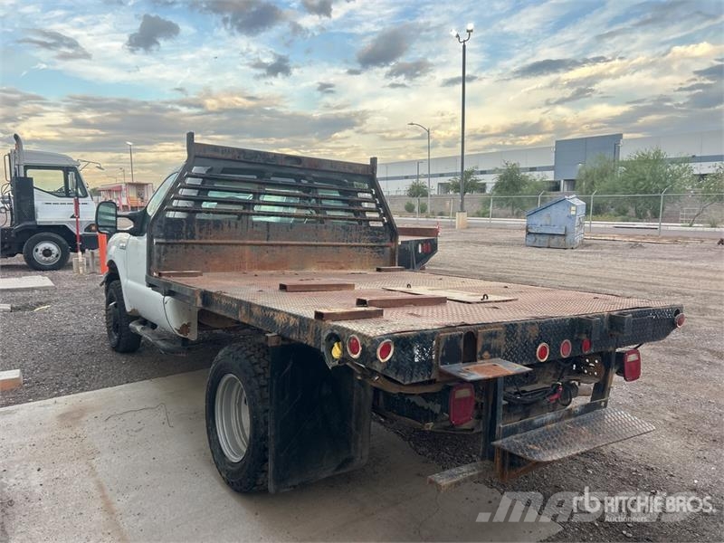 Ford F-350 Flatbed / Dropside trucks