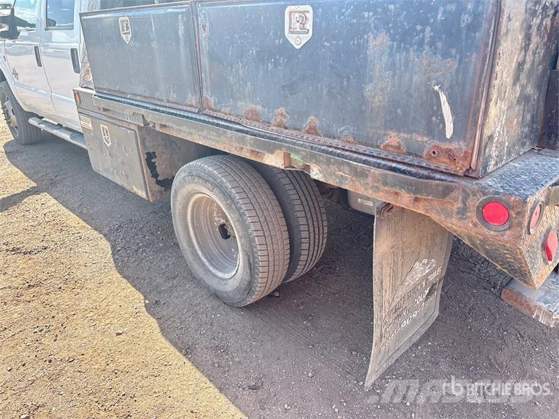 Ford F-350 Flatbed / Dropside trucks