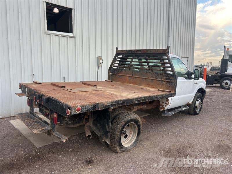 Ford F-350 Flatbed / Dropside trucks