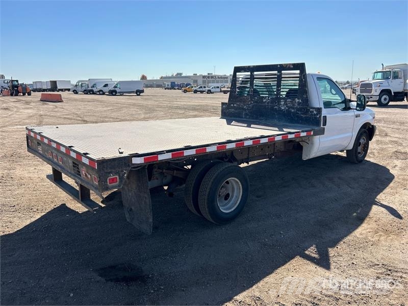 Ford F-350 Tovornjaki s kesonom/platojem
