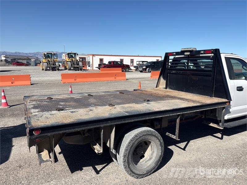 Ford F-350 Platte bakwagens