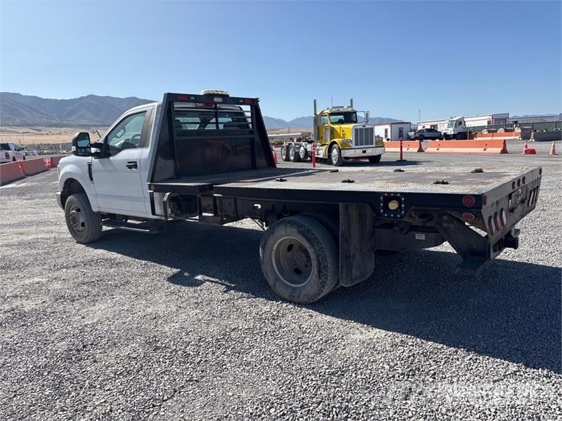 Ford F-350 Platte bakwagens