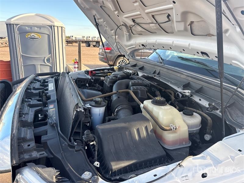 Ford F-350 平ボディー