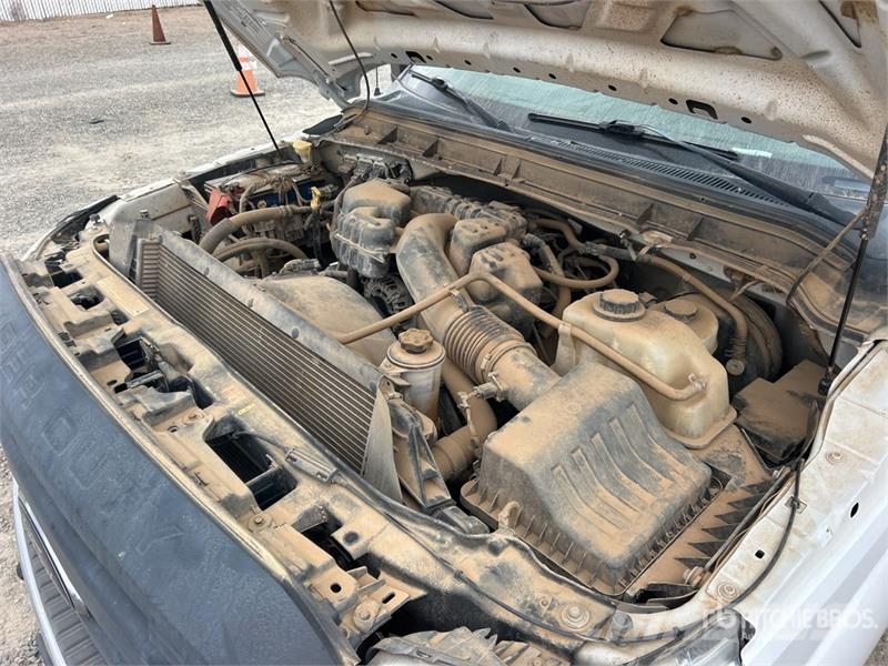 Ford F-350 شاحنات خفيفة/مفصلية الجوانب