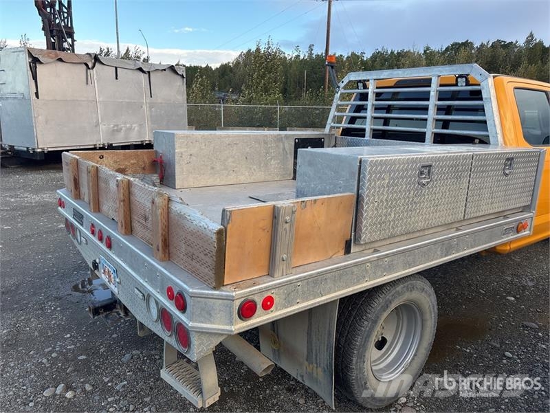 Ford F-350 Flatbed kamyonlar