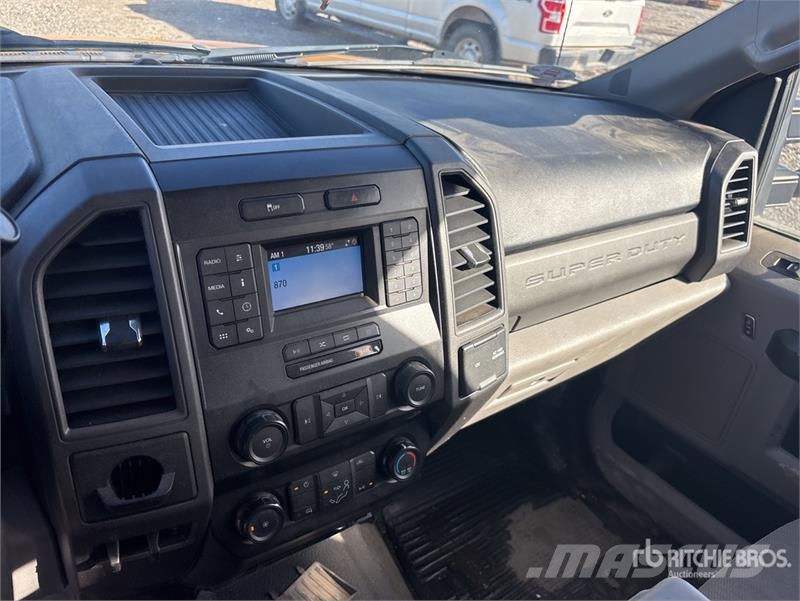 Ford F-350 Flatbed kamyonlar
