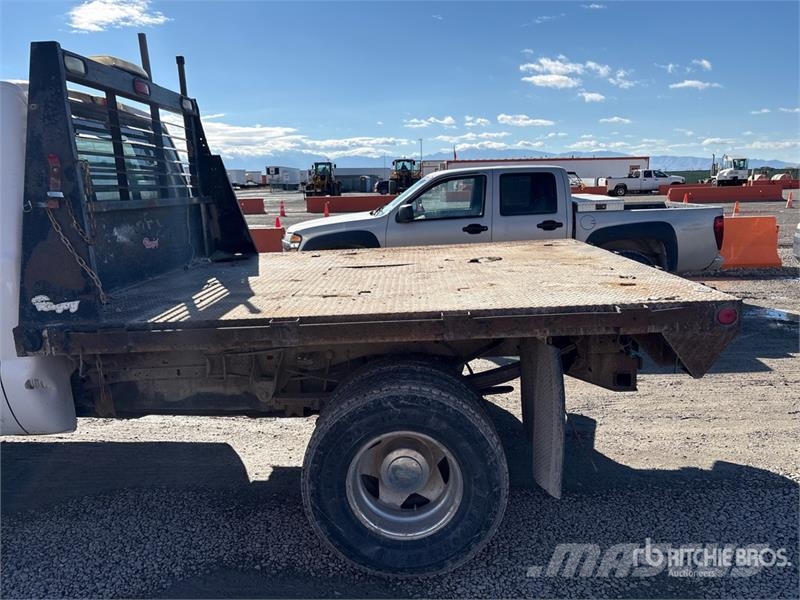Ford F-350 Tovornjaki s kesonom/platojem