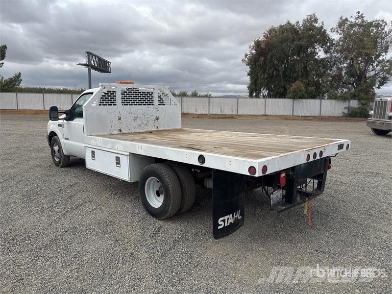 Ford F-350 Platformas/izkraušana no sāniem