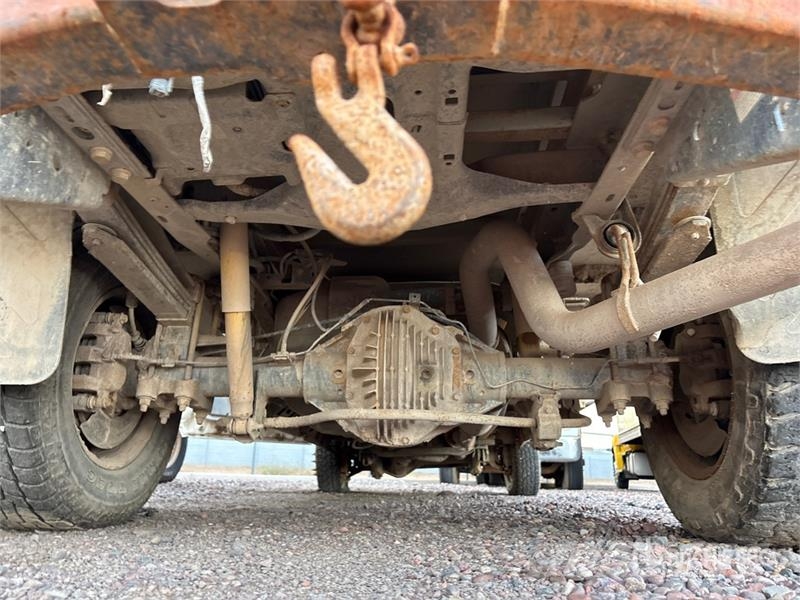 Ford F-350 Platformas/izkraušana no sāniem