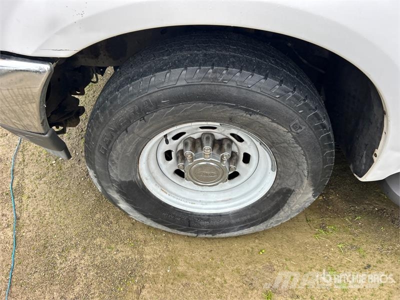 Ford F-350 Pikaplar