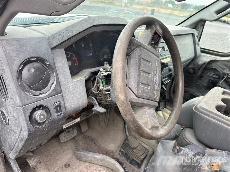 Ford F-350 Egyéb